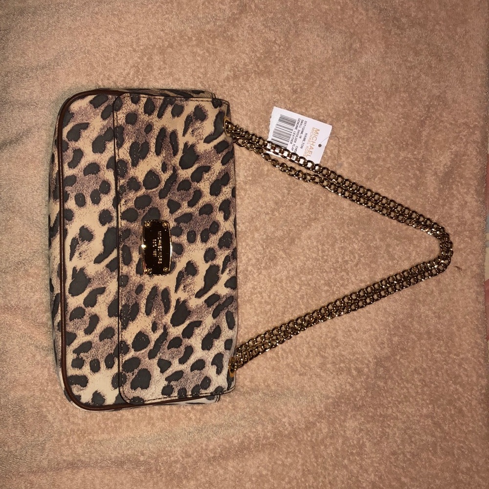 michael kors handbag new with tag